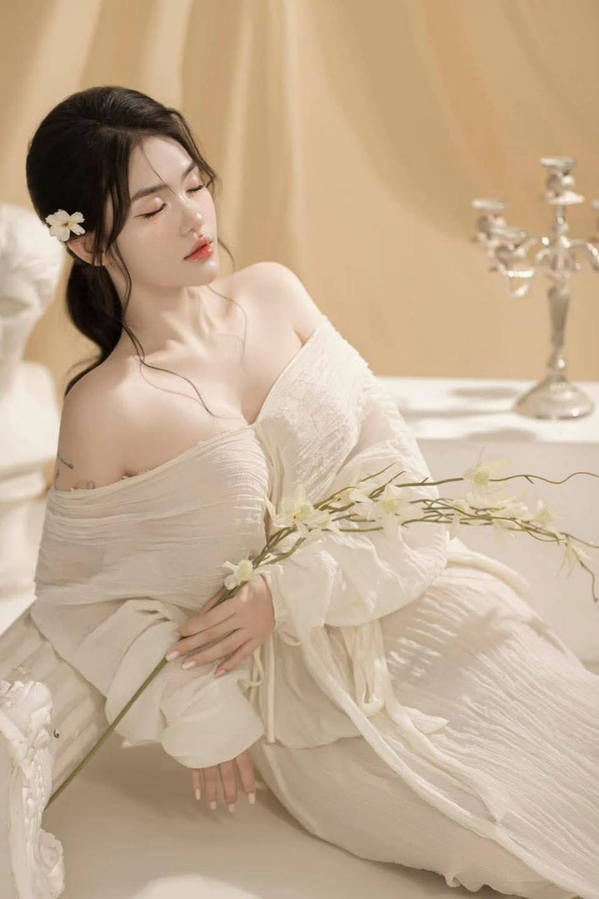 Làm má vợ yêu có bầu khi đi đi chơi cùng cả nhà